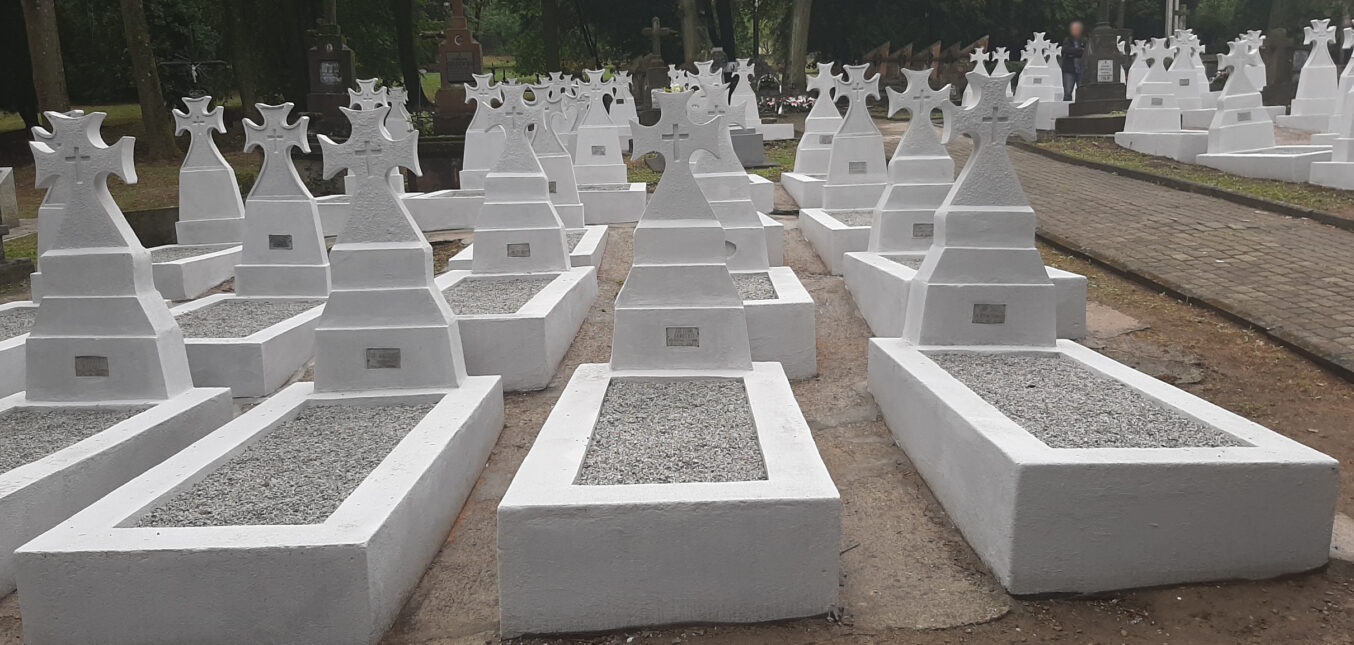 Remont konserwatorski nagrobków Cmentarza Wojskowego w Przemyślu